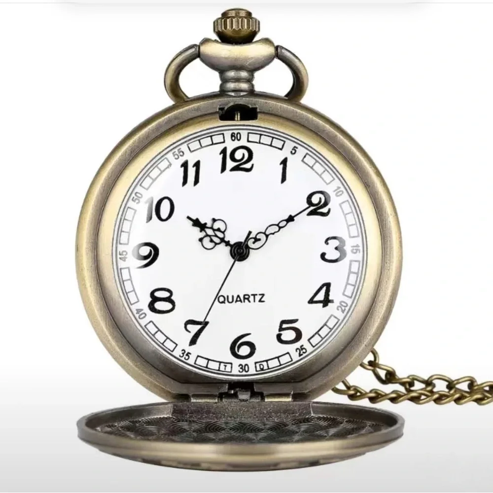 Farmer Bronze Pocket Watch Chained Pendant Retro Quartz Analog Gift Pouch